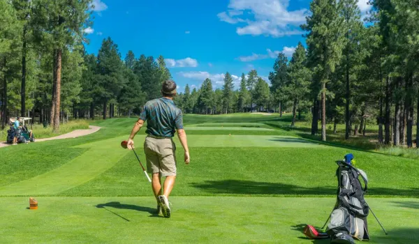 Golf: Eleganz auf Weltklasse-Golfplätzen